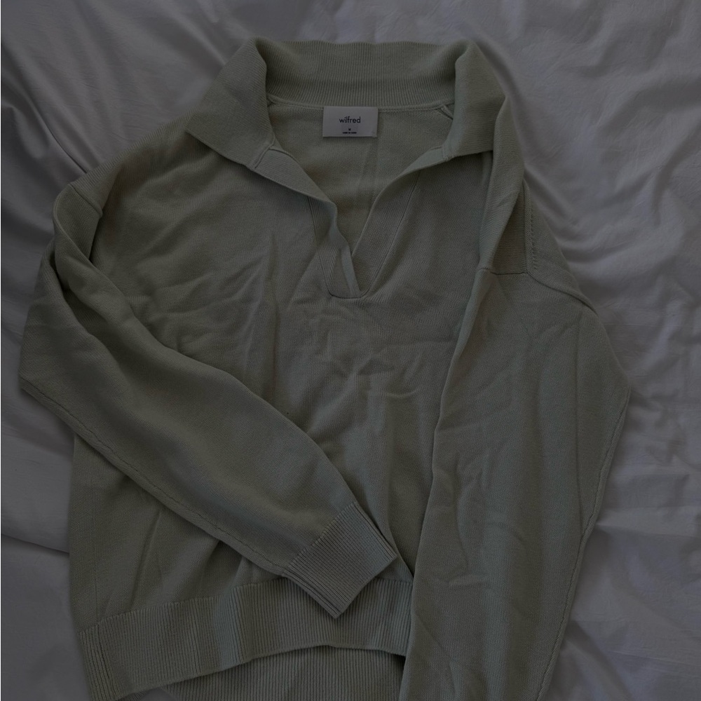 aritzia wilfred sage light green sweater